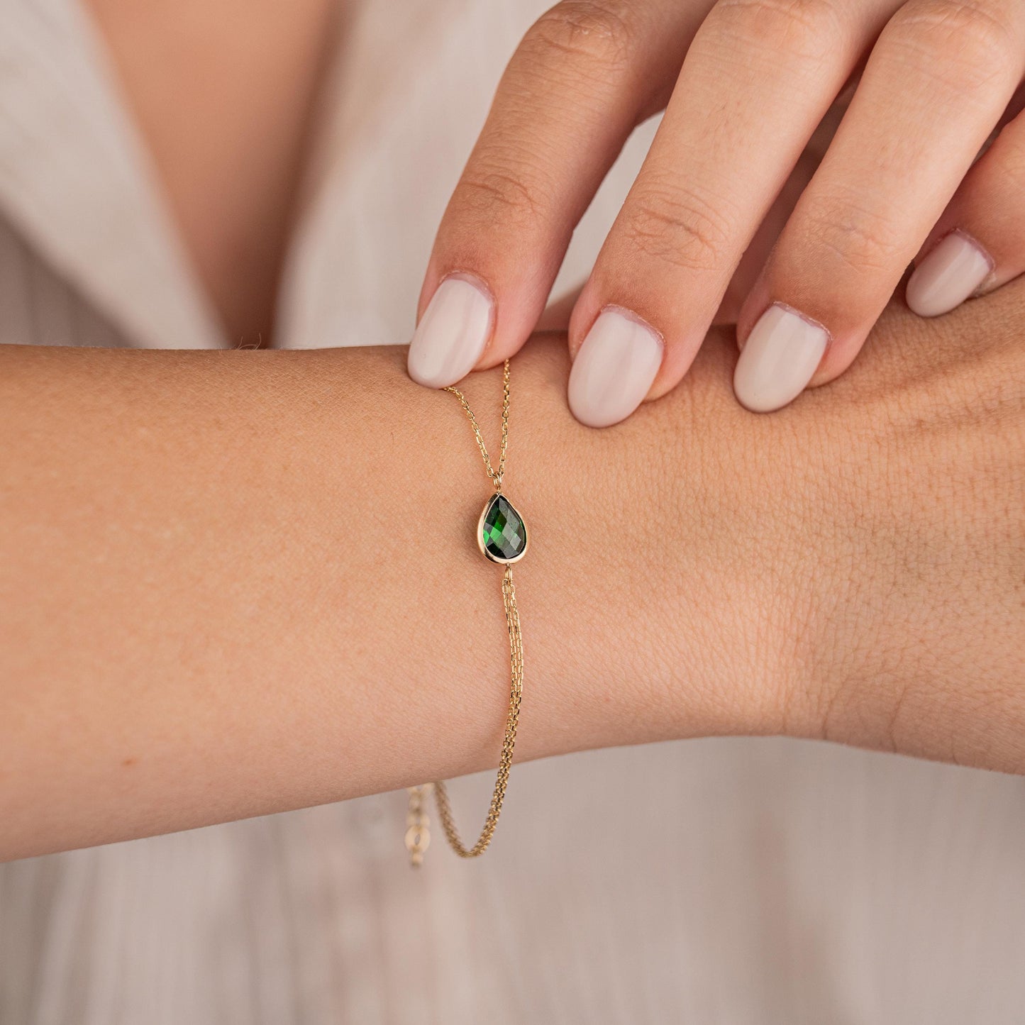 14k Solid Gold Double Chain Emerald Teardrop Bracelet, Elegant Gemstone Jewelry, Minimalist Gold Wristwear, Luxury Gift for Her