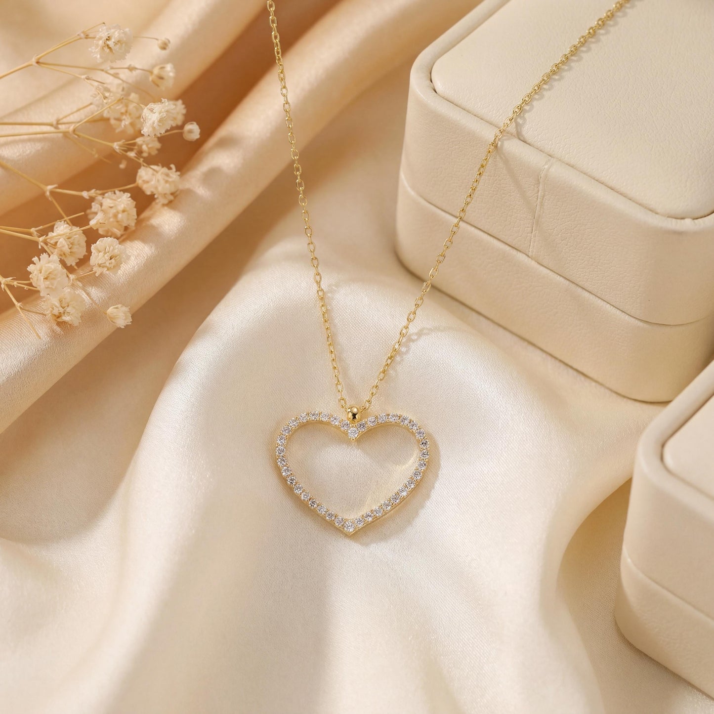 Dainty Heart Necklace, Pave Heart Pendant, Valentine Gift for Her, 14K Gold Jewelry, Minimalist Love Charm, Anniversary Gift, Mom Wife