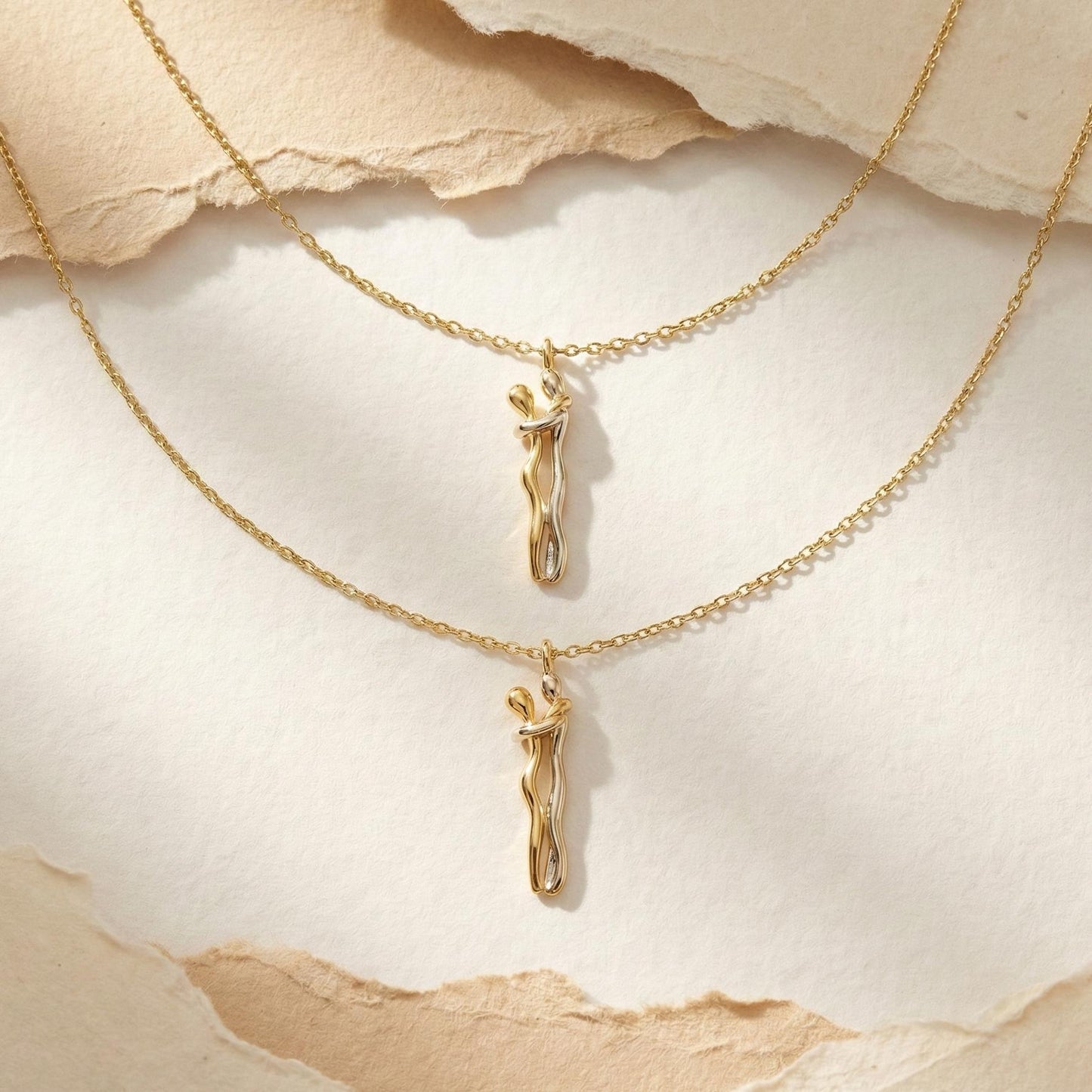 Hugging Couple Necklace, 14K Gold Lovers Pendant, Valentines Day Gift for Her, Romantic Anniversary Jewelry, Meaningful Wife Present