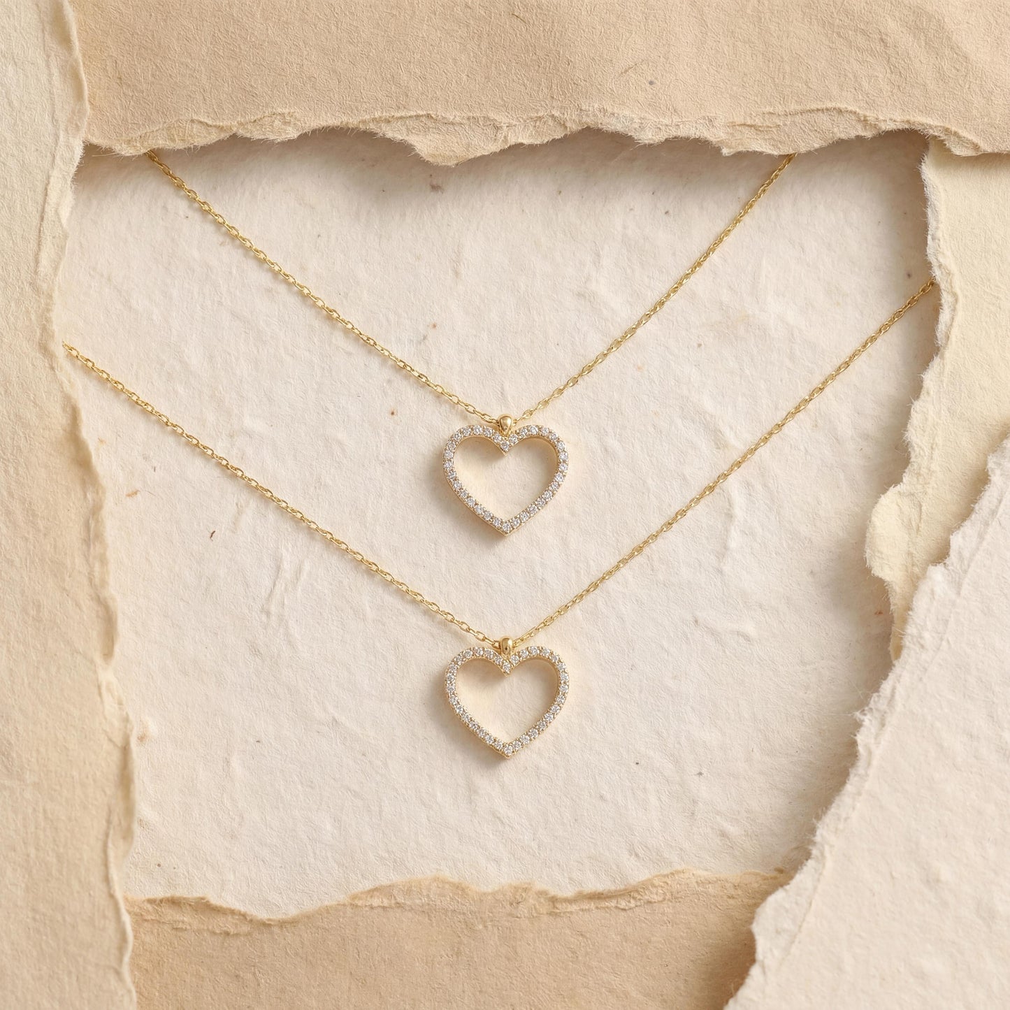 Dainty Heart Necklace, Pave Heart Pendant, Valentine Gift for Her, 14K Gold Jewelry, Minimalist Love Charm, Anniversary Gift, Mom Wife